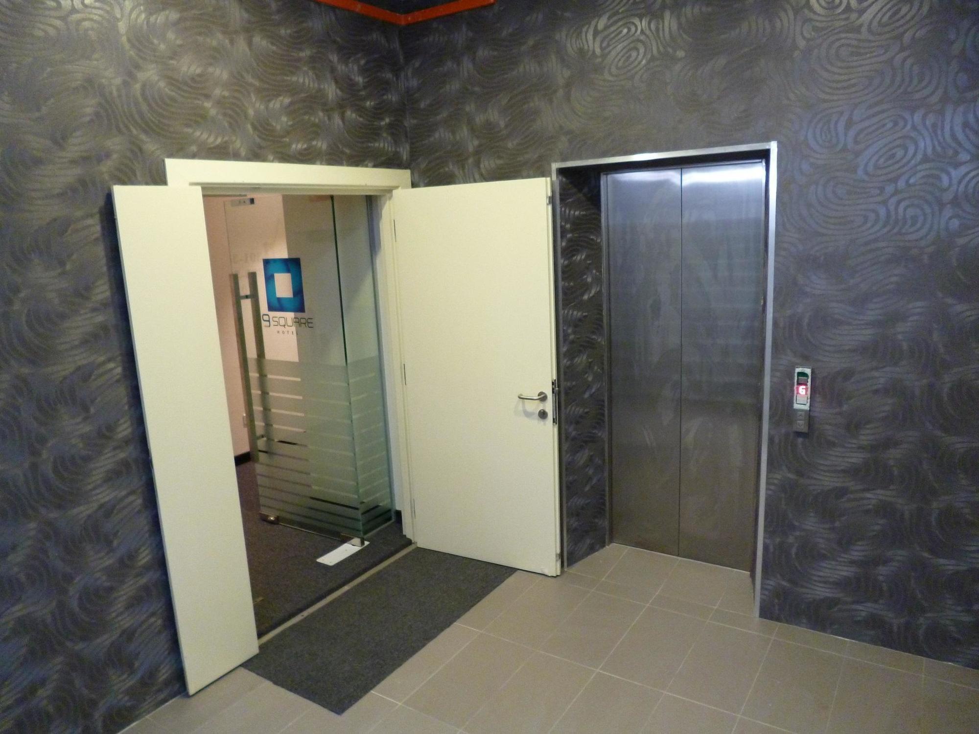 9 Square Hotel - Bangi Eksteriør billede