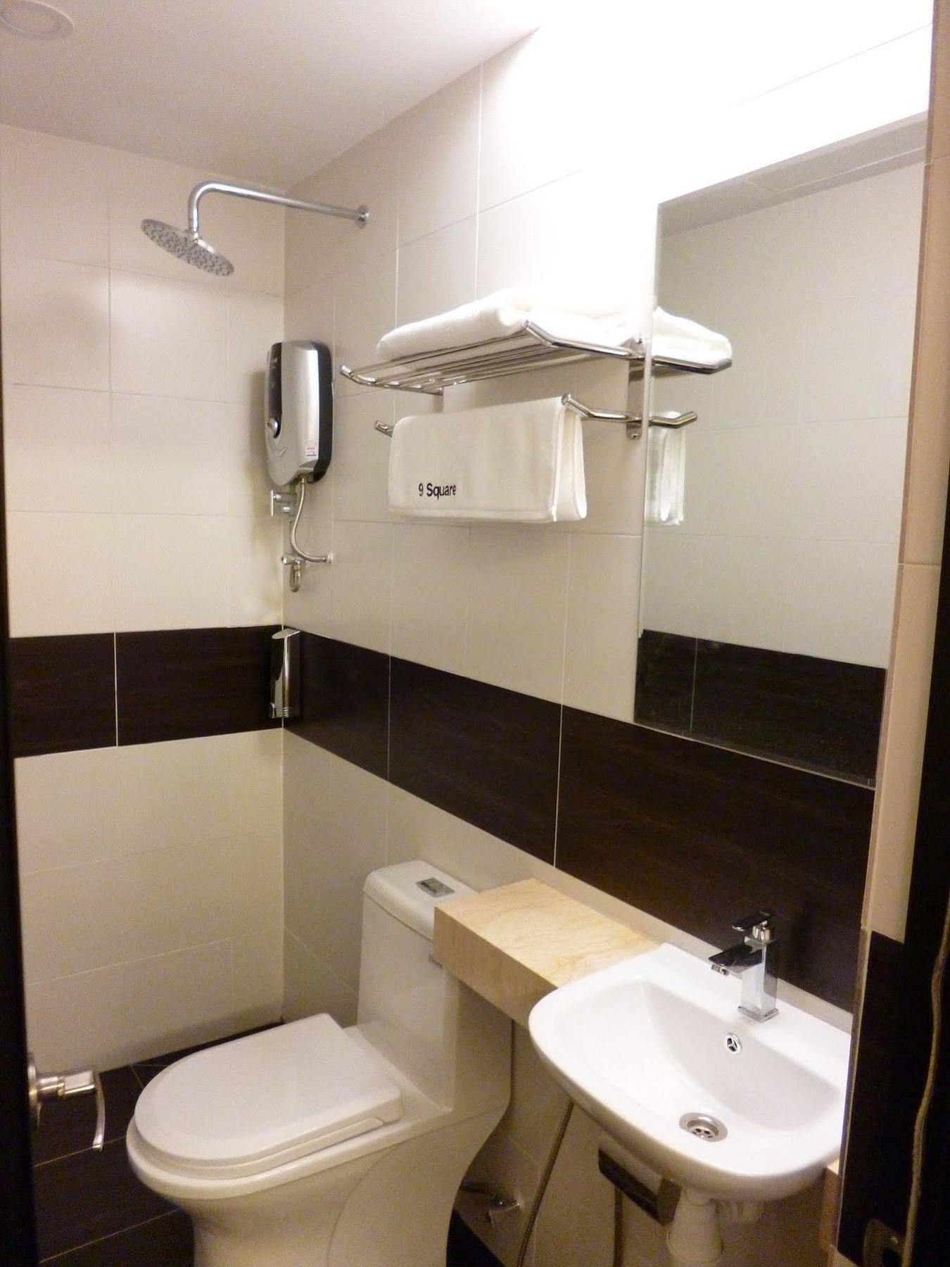 9 Square Hotel - Bangi Eksteriør billede