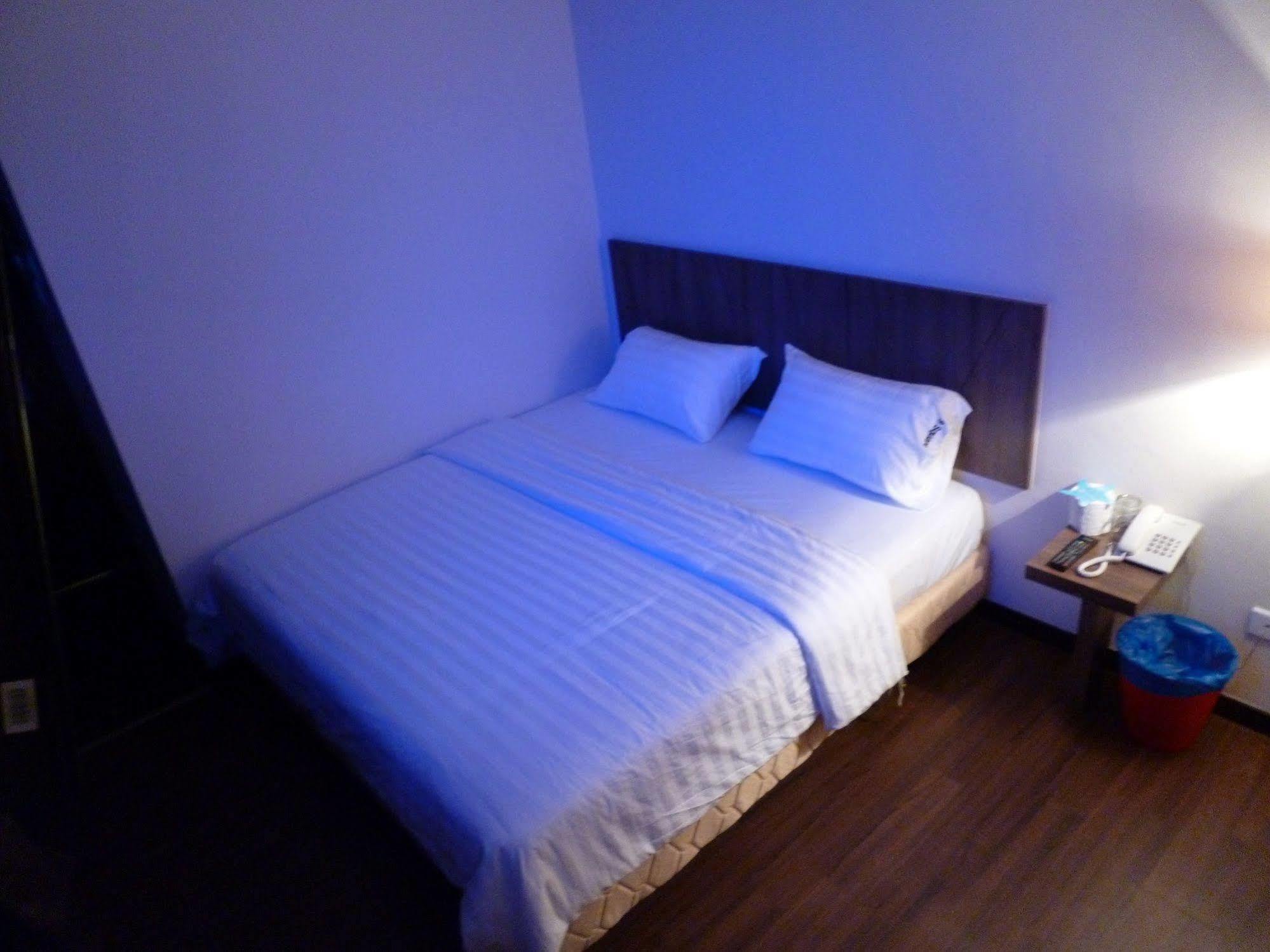 9 Square Hotel - Bangi Eksteriør billede